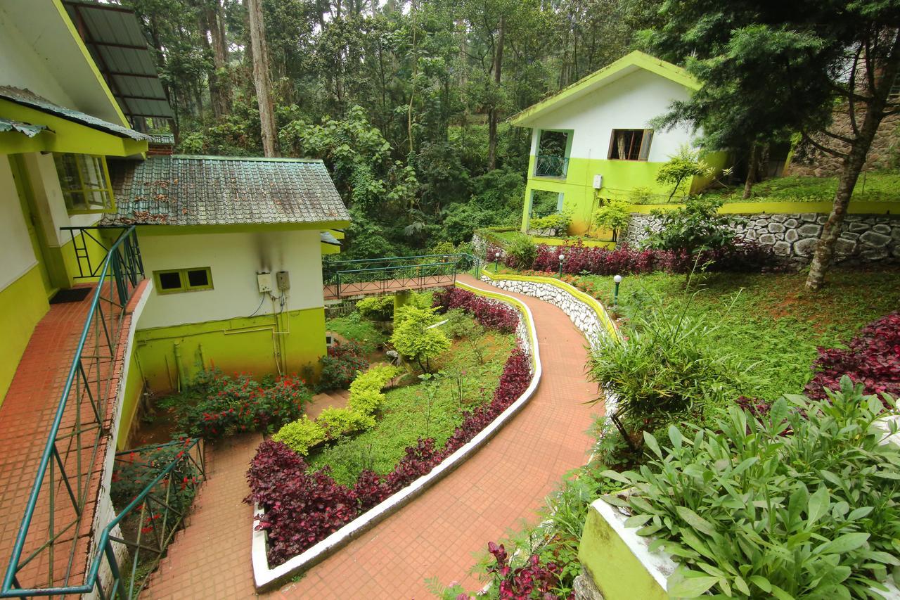 Oyo 4651 Woodpecker Resort Мунар Екстериор снимка