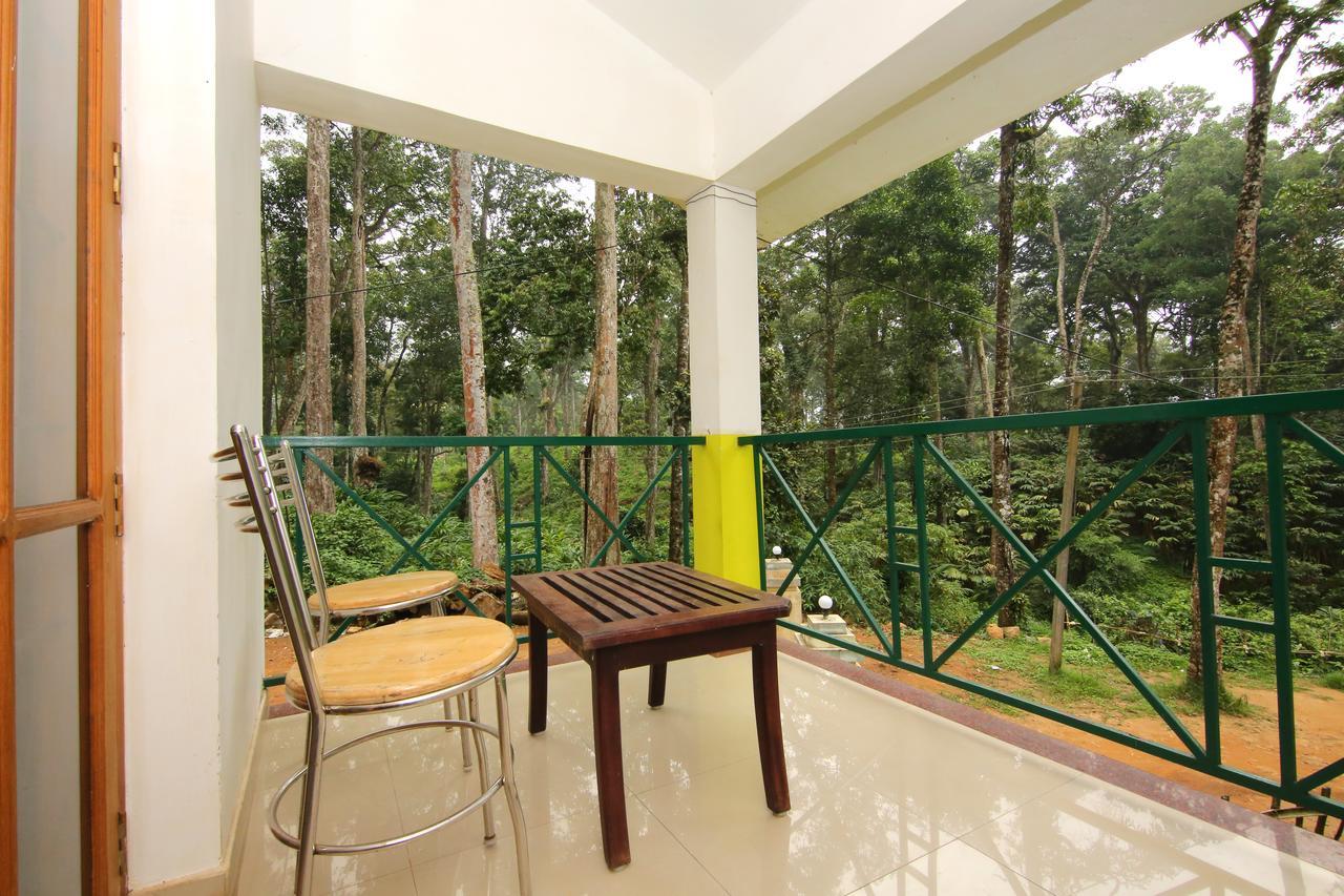 Oyo 4651 Woodpecker Resort Мунар Екстериор снимка